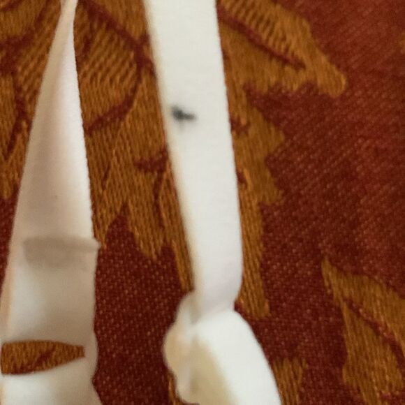 Maidenform push-up bra with plunging neck line, white lace, 34C - Picture 7 of 9